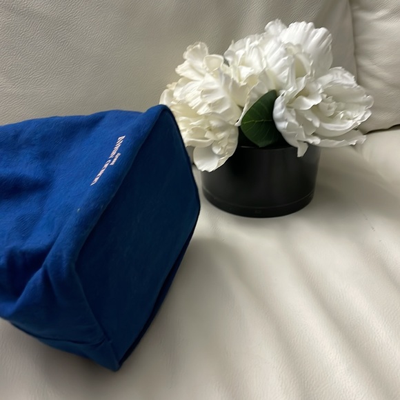 Giorgio Armani Beauty My Way Blue makeup bag pouch - Picture 11 of 11